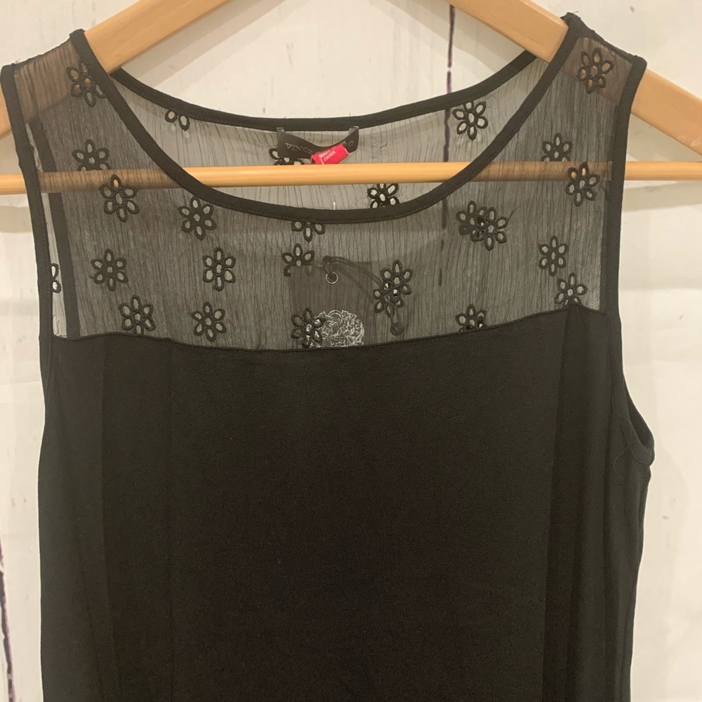 Vince Camuto little black embroidered dress - Picture 3 of 5
